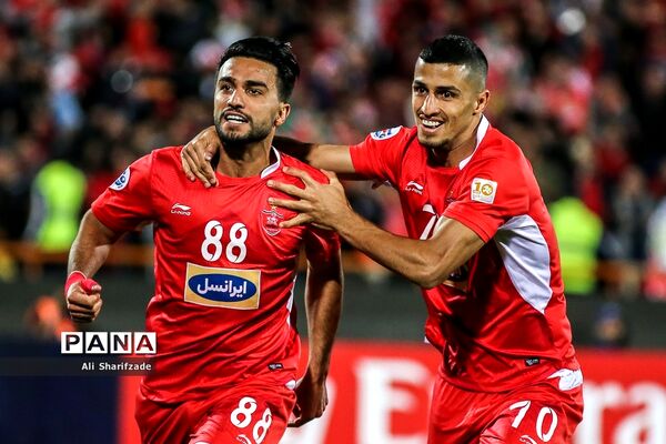 دیدار تیم های فوتبال پرسپولیس و السد قطر