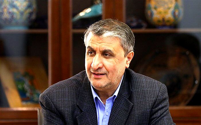 وزیر جدید راه و شهرسازی: امیدواریم مردم دست به دستمان بدهند تا مشکل مسکن مهر را حل کنیم