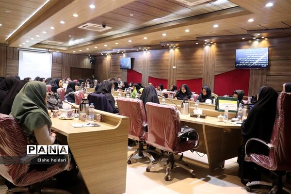 کارگاه آموزشی طرح نماد(نظام مراقبت اجتماعی  دانش‌آموزان ) در شهرقدس