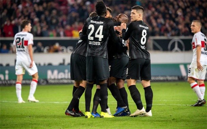 بوندس لیگا؛ اشتوتگارت ته جدولی ماند