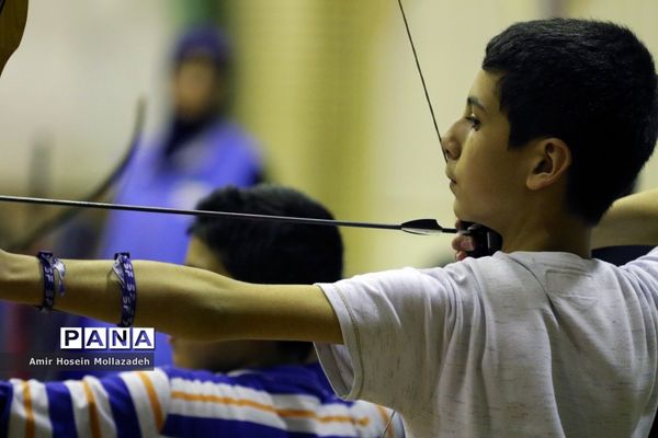 مسابقات استعدادیابی نخبگان تیراندازی با کمان در ارومیه