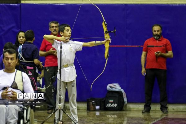 مسابقات استعدادیابی نخبگان تیراندازی با کمان در ارومیه