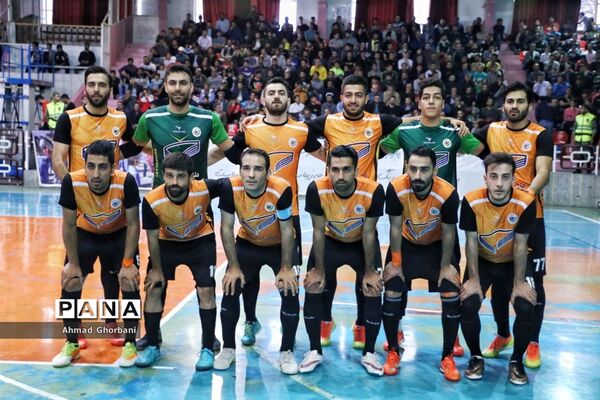 دیدار تیم‌های شهروند ساری و فرش‌آرا مشهد