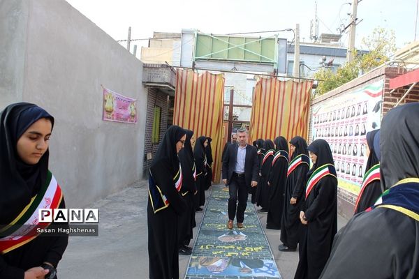 نواخته شدن زنگ استکبار ستیزی در اسلامشهر