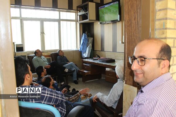 پخش بازی فوتبال در مدارس و ادارات آموزش و پرورش استان بوشهر