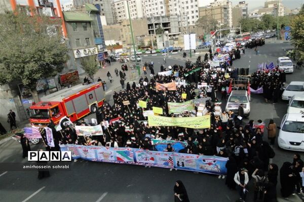 مراسم راهپیمایی 13  آبان در شهرری