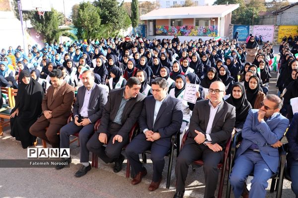 آیین نواختن زنگ استکبارستیزی در دبیرستان ابوریحان ساری