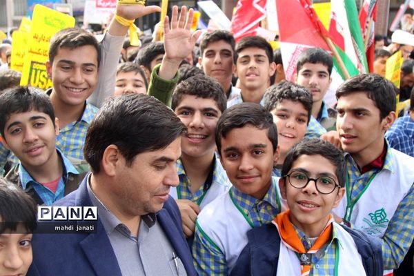 راهپیمایی 13 آبان استان قم