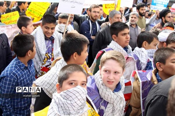 راهپیمایی 13 آبان استان قم