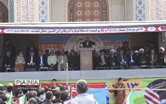 دیروز، امروز و فردا در ایستادگی و مقاومت و اراده ملت ایران تفاوتی ندارد