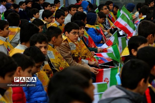 زنگ استکبارستیزی