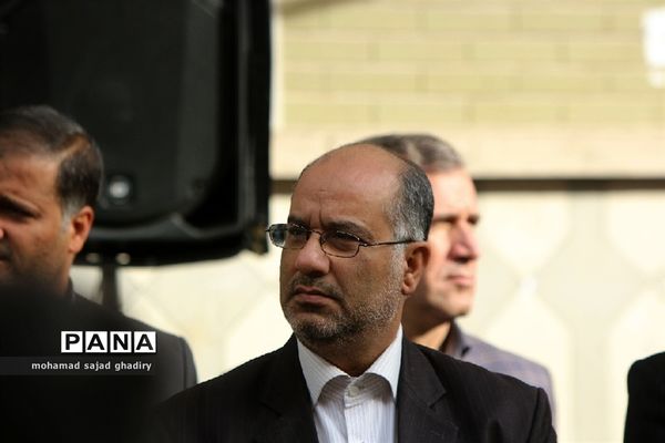 زنگ استکبارستیزی