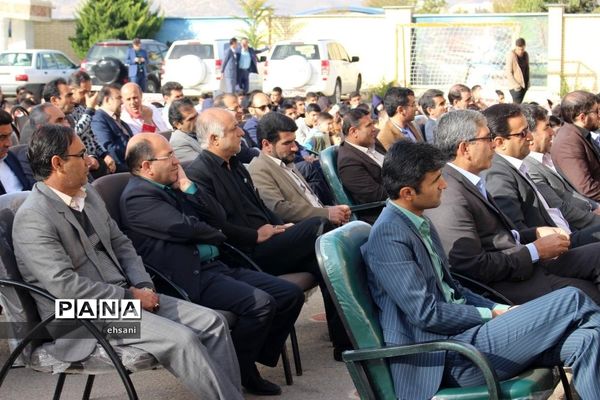 نواخته شدن زنگ استکبارستیزی در مدارس کهگیلویه و بویراحمد