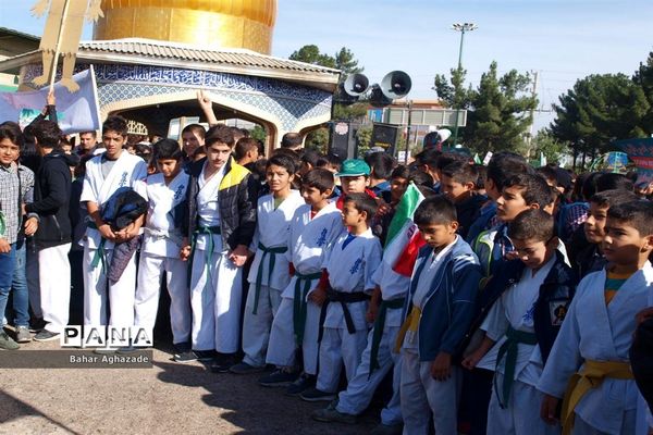 حماسه باشکوه راهپیمایی استکبار ستیزی مردم فشافویه در یوم الله 13 آبان