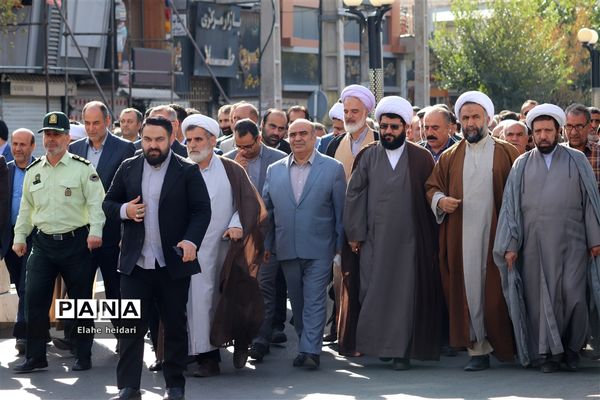 حضور پرشکوه دانش‌آموزان شهرقدس درراهپیمایی 13آبان