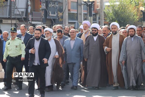 حضور پرشکوه دانش‌آموزان شهرقدس درراهپیمایی 13آبان