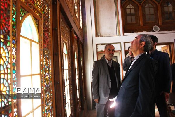 بازدید استاندار آذربایجان شرقی از دانشکده معماری تبریز