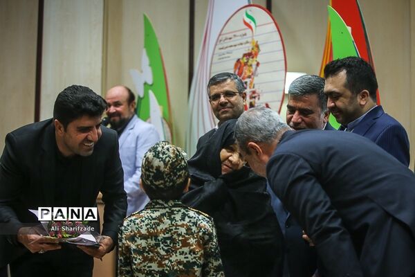 یادواره محمدحسین فهمیده و ۳۶هزار شهید دانش‌آموز