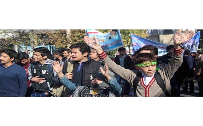 امام جمعه مرند: دشمنی با آمریکا عین عزت و سربلندی است