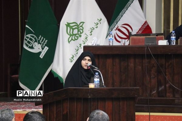 نشست صمیمی معاون استاندار با نمایندگان تشکل‌ها دانش‌آموزی خراسان رضوی