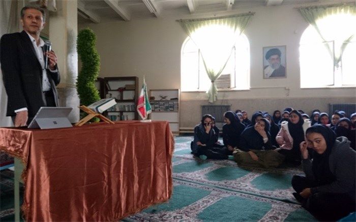 اقدامات تدافعی کشور باید متناسب با ماهیت تهدیدات تغییر کند