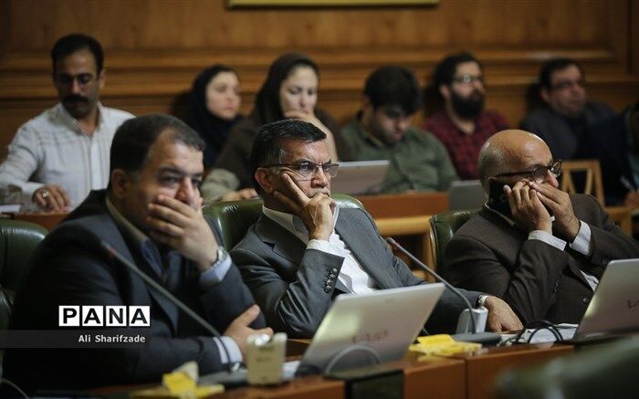 4 پرسش شوری شهر از وزیر سابق راه