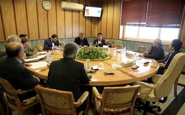 جلسه همفکری تشکیل انجمن جوانان کارآفرین استان قم برگزار شد
