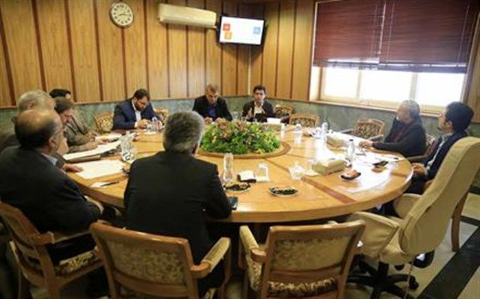 جلسه همفکری تشکیل انجمن جوانان کارآفرین استان قم برگزار شد