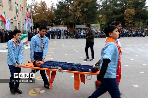 رزمایش و مانور میدانی پدافند غیرعامل