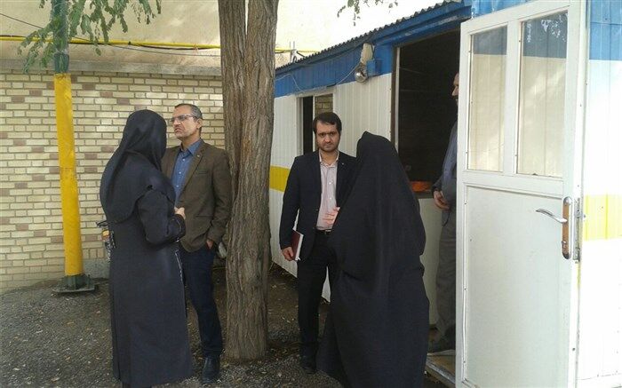 بازدید رئیس سازمان دانش آموزی استان همدان از پایگاه تغذیه سالم و بوفه مدارس