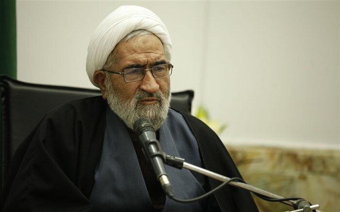 لزوم استفاده از ظرفیت حوزه‌های علمیه در راستای احیای امر به معروف