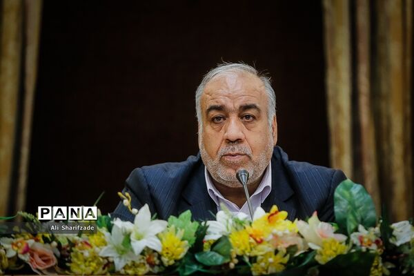 نشست گزارش روند اقدامات دولت در بازسازی مناطق زلزله زده کرمانشاه