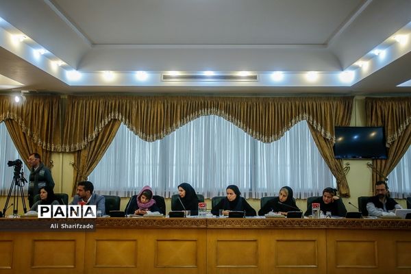 نشست گزارش روند اقدامات دولت در بازسازی مناطق زلزله زده کرمانشاه