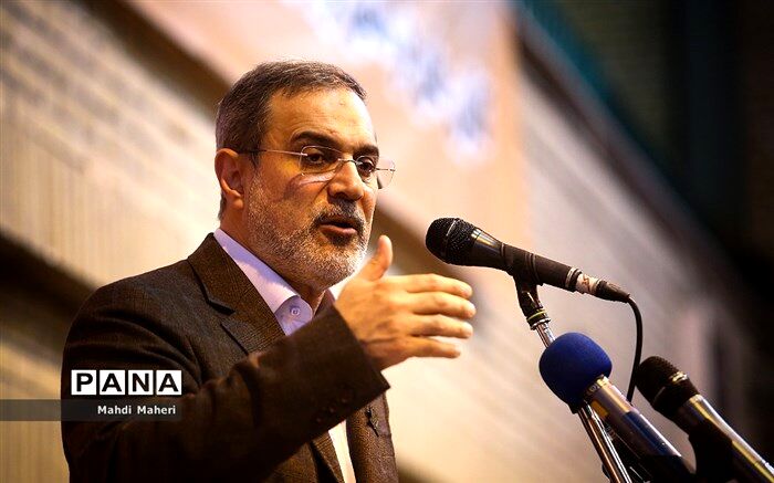 وزیر آموزش‌وپرورش: ارتباط سیاست‌گذاران آموزش و پرورش با علما نیاز امروز است