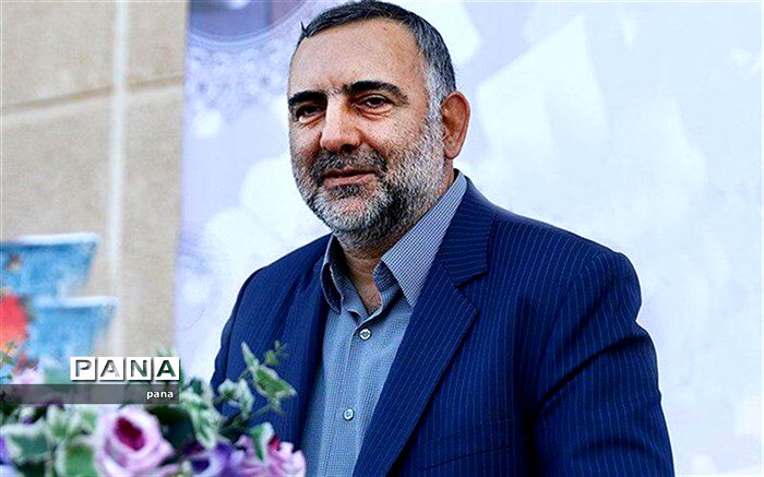 آیین هفته کتاب در پایتخت کتاب ایران آغاز شد
