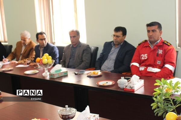 جلسه هماهنگی بیستمین  مانور سراسری زلزله و ایمنی در مدارس کهگیلویه و بویراحمد