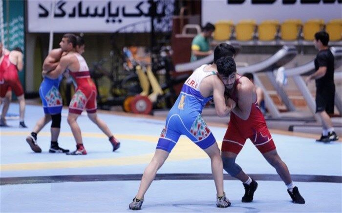 برای حضور در مسابقات قهرمانی جهان؛ تیم ملی کشتی آزاد امید ایران عازم رومانی شد