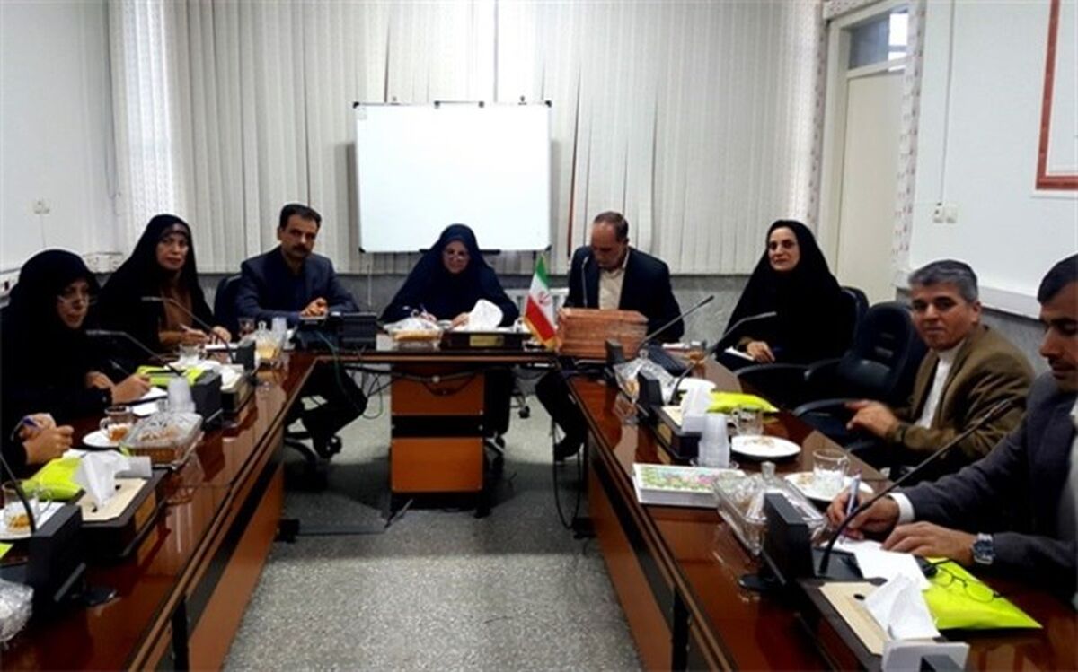 هم اندیشی سرگروههای متوسطه دوره اول و دوم