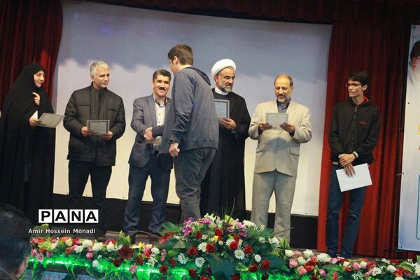 اولین همایش دانش‌‌آموزی یادواره علامه طباطبایی  در تبریز