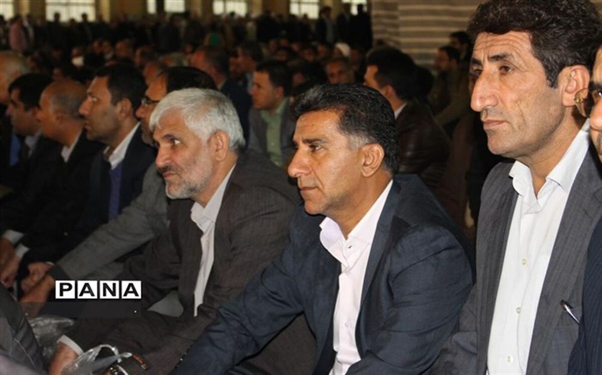 حضور پرشور  فرهنگیان و دانش‌آموزان،  آموزش و پرورش کهگیلویه و بویراحمد در آئین بزرگداشت ارتحال  آیت الله ملک حسینی