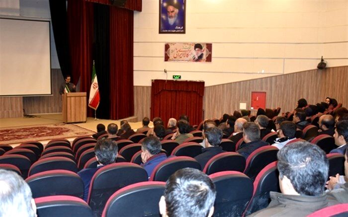 جلسه مدیرآموزگاران  مدارس روستایی سطح شهرستان دیواندره  برگزار شد