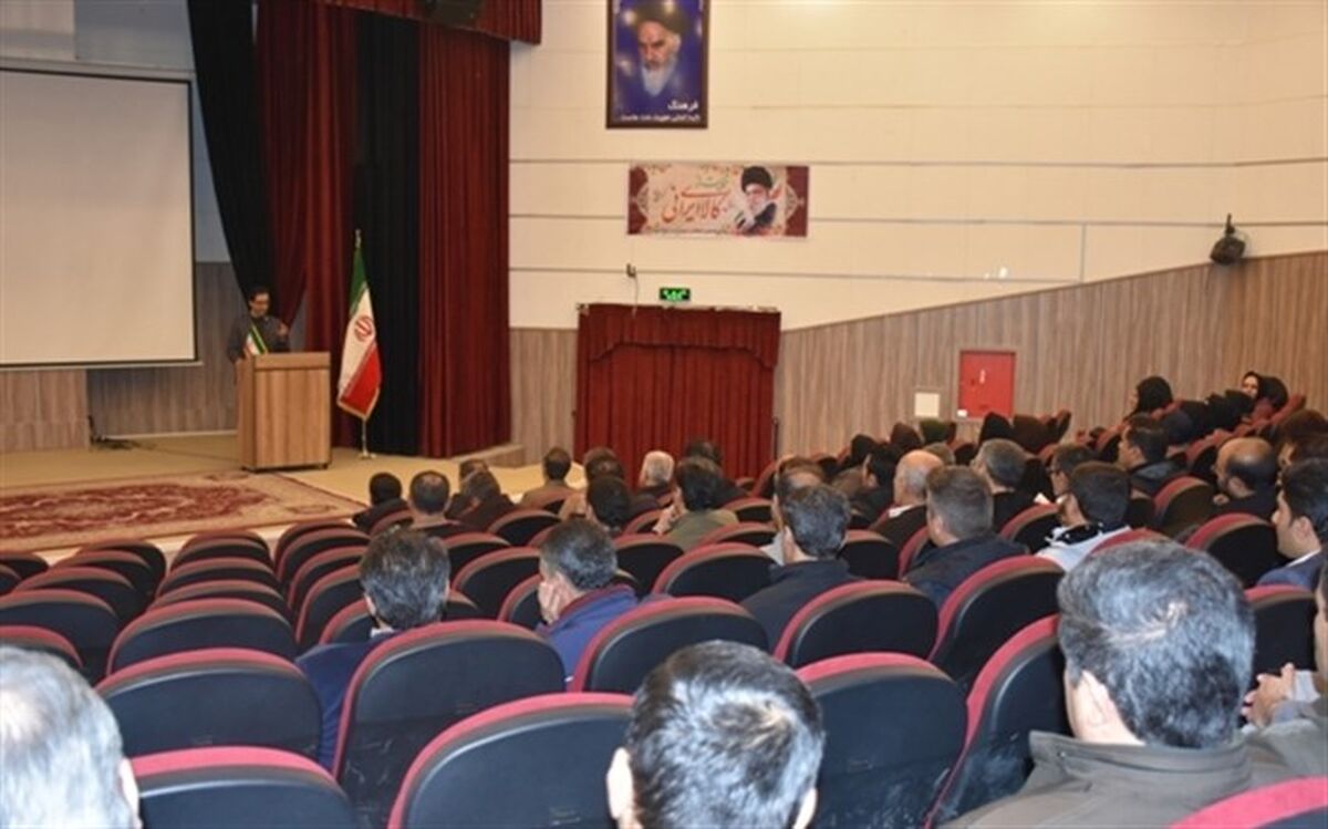 جلسه مدیرآموزگاران  مدارس روستایی سطح شهرستان دیواندره  برگزار شد