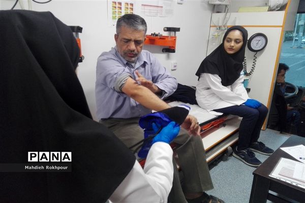 استقرار اتوبوس دیابت درسطح شهر بیرجند