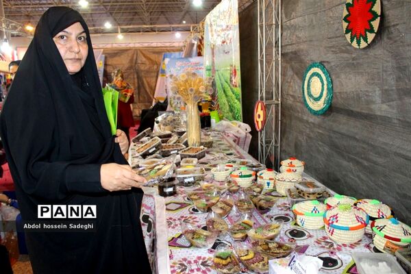 جشنواره و نمایشگاه بین المللی خرما و صنایع وابسته در بوشهر