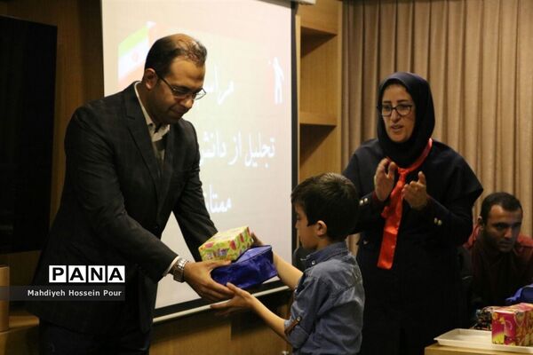 همایش بیماران هموفیلی در سالن همایش‌های بیمه کار آفرین در تبریز