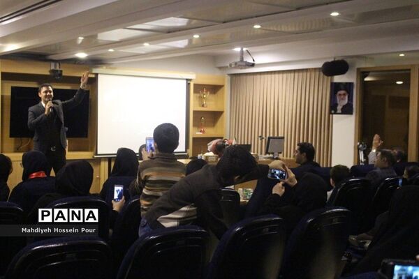 همایش بیماران هموفیلی در سالن همایش‌های بیمه کار آفرین در تبریز