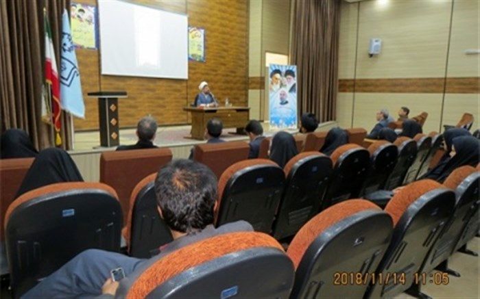 کارگاه آموزشی روش های تشویق دانش آموزان به نمازدر اردستان برگزار شد