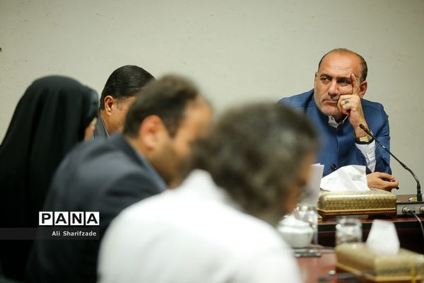 نشست برنامه‌ریزی تئاتر کودک و نوجوان