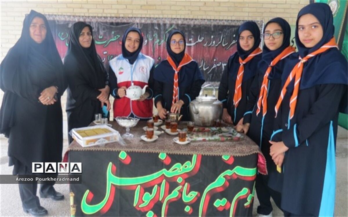 گرامیداشت سالروز رحلت پیامبر(ص) و  شهادت امام حسن(ع) وشهادت امام رضا(ع) در دبیرستان فرزانگان دوره اول