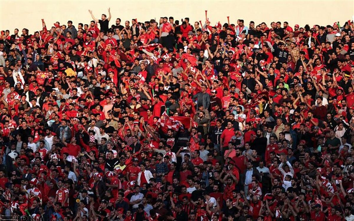 آهنگ« قرمزپوشان» به تاریخ پرسپولیس تقدیم شد